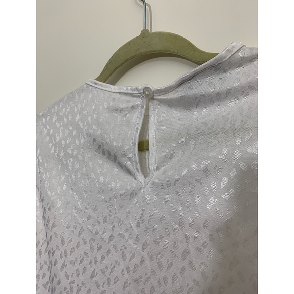 Village Fair White Short-Sleeve - Picture 4 of 5